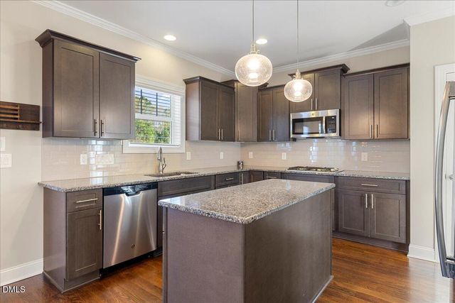 128 Heathgreen Drive, Clayton, NC 27527