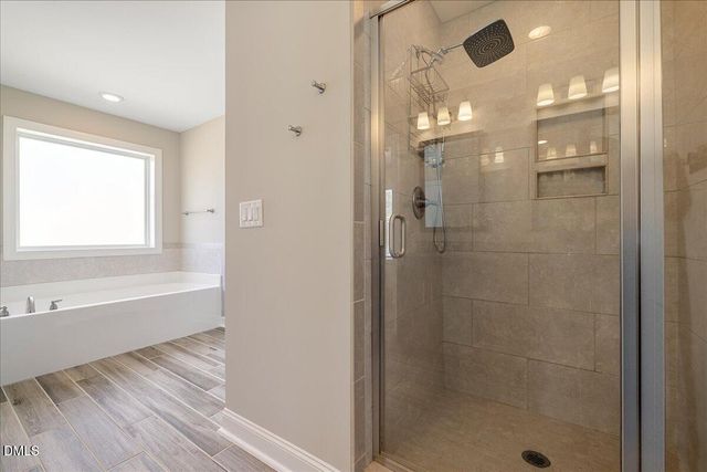 128 Heathgreen Drive, Clayton, NC 27527