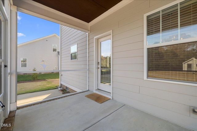 128 Heathgreen Drive, Clayton, NC 27527