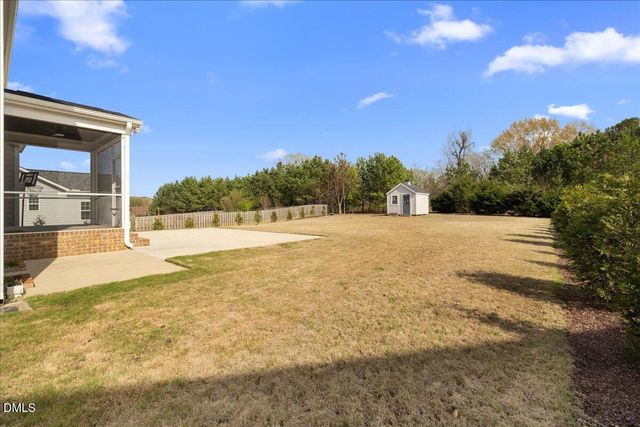 128 Heathgreen Drive, Clayton, NC 27527