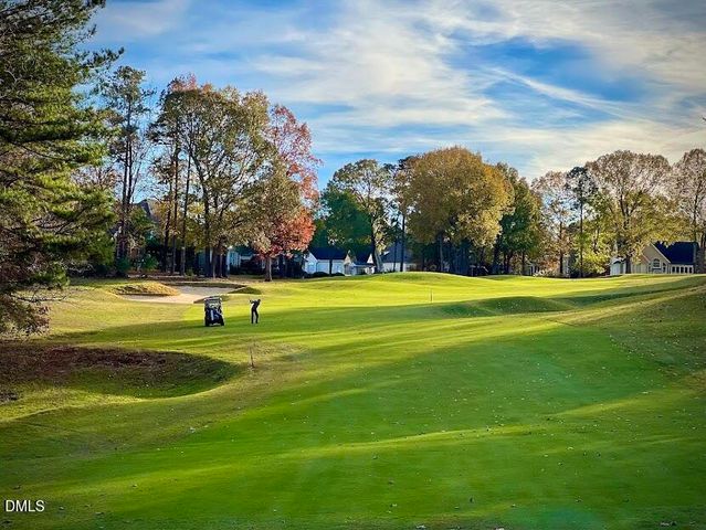 128 Heathgreen Drive, Clayton, NC 27527