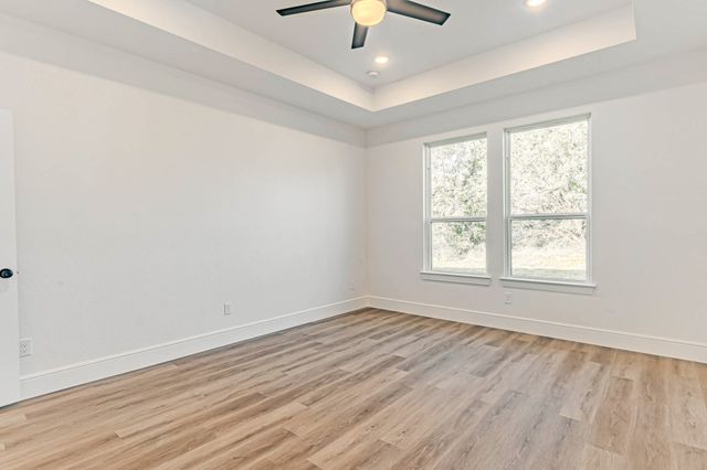 2314 Beverly Drive, Granbury, TX 76048