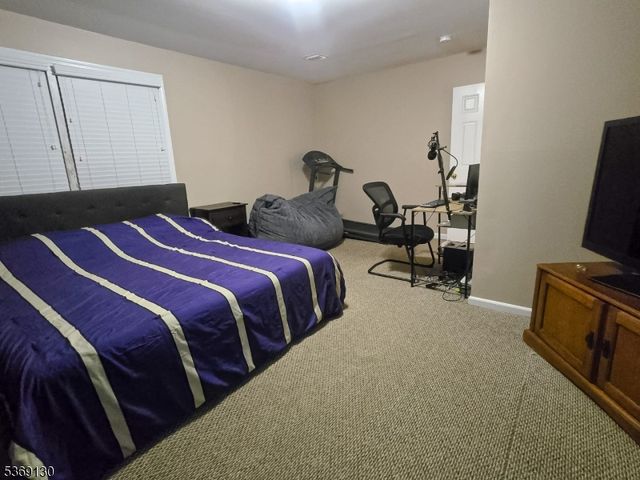 207 Delaware Ave, Aberdeen Twp., NJ 07721