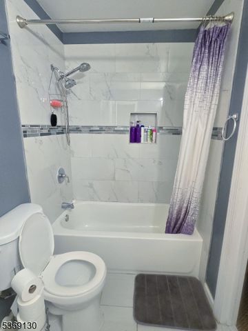 207 Delaware Ave, Aberdeen Twp., NJ 07721