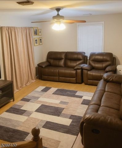 207 Delaware Ave, Aberdeen Twp., NJ 07721