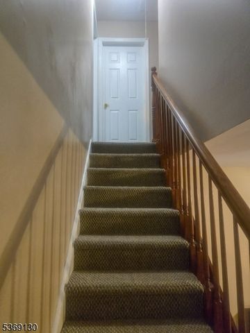 207 Delaware Ave, Aberdeen Twp., NJ 07721