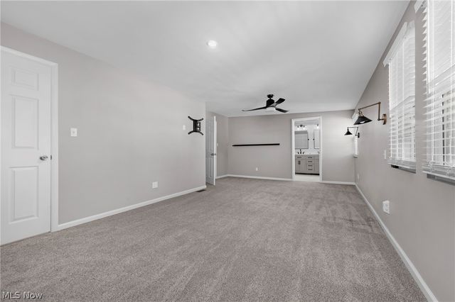 450 Lake Forest Drive, Bay Village, OH 44140