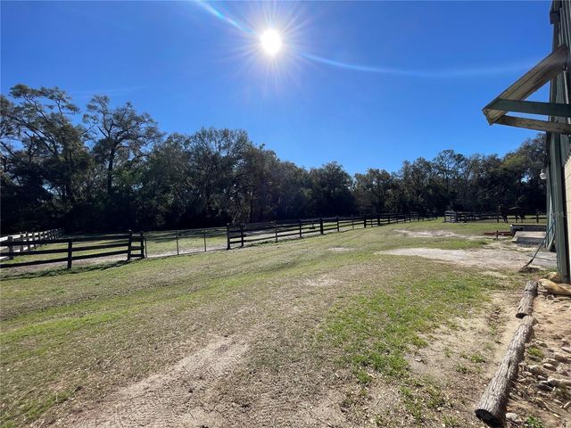 16525 SW 5TH PLACE, Newberry, FL 32669