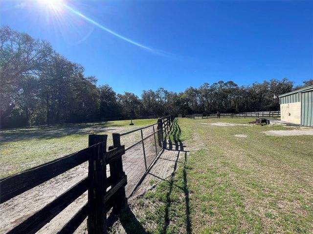 16525 SW 5TH PLACE, Newberry, FL 32669