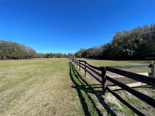 16525 SW 5TH PLACE, Newberry, FL 32669