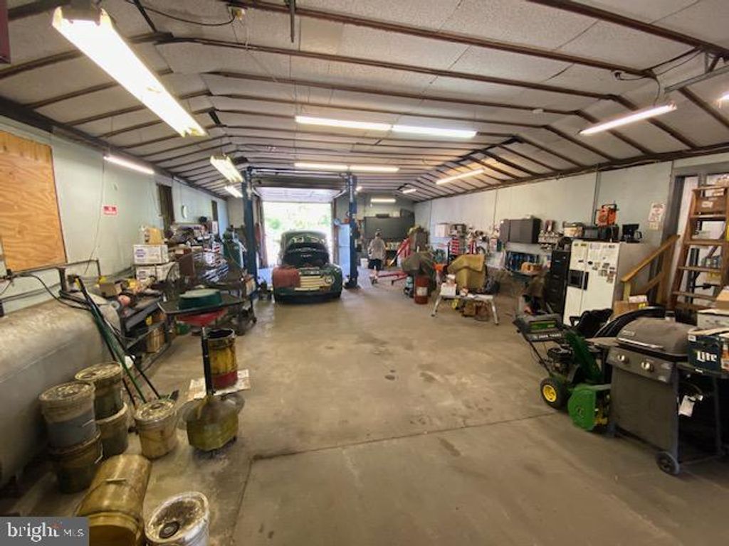 316 PENN ST, Pennsburg, PA 18073
