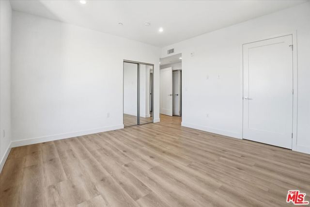 1820 Prosser Avenue 401, Los Angeles, CA 90025