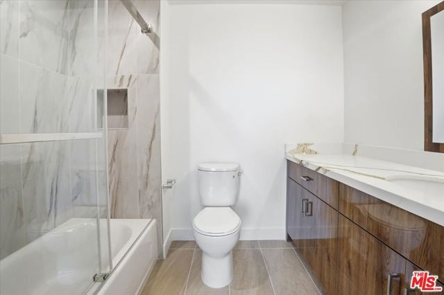 1820 Prosser Avenue 401, Los Angeles, CA 90025