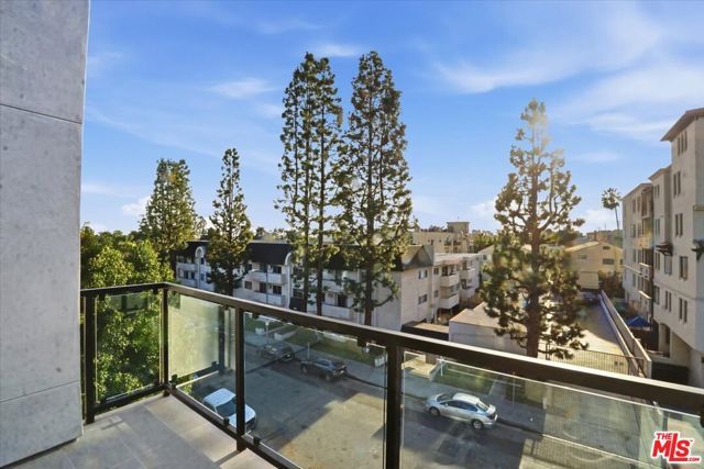 1820 Prosser Avenue 401, Los Angeles, CA 90025