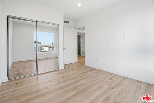 1820 Prosser Avenue 401, Los Angeles, CA 90025