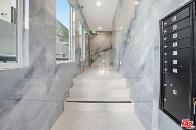 1820 Prosser Avenue 401, Los Angeles, CA 90025