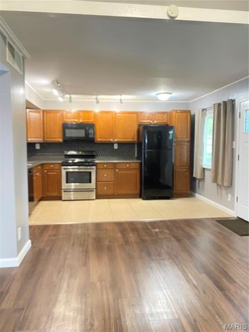 958 Dawnview Drive, Florissant, MO 63031