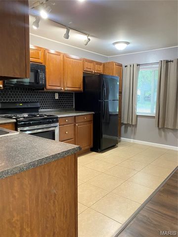 958 Dawnview Drive, Florissant, MO 63031