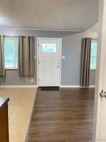 958 Dawnview Drive, Florissant, MO 63031