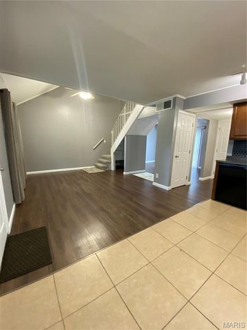 958 Dawnview Drive, Florissant, MO 63031