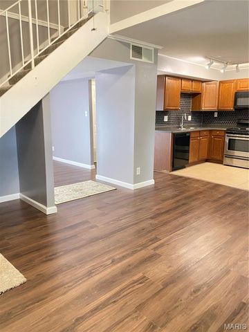 958 Dawnview Drive, Florissant, MO 63031