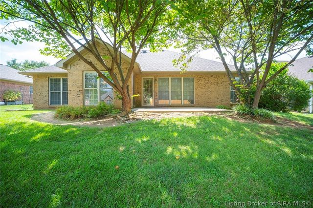 8508 Starview Court, Sellersburg, IN 47172