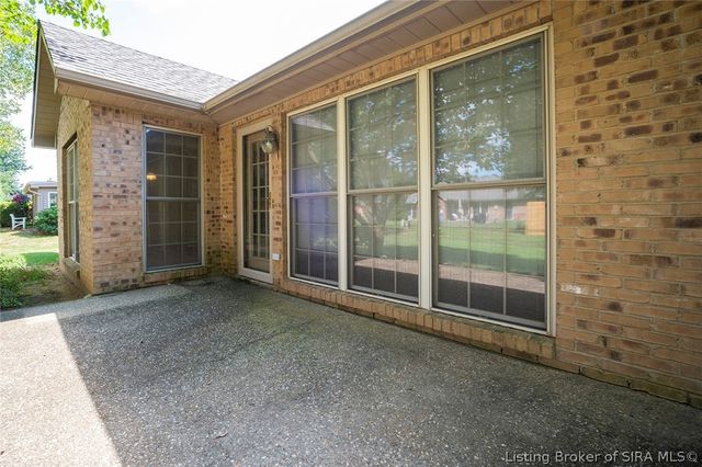 8508 Starview Court, Sellersburg, IN 47172