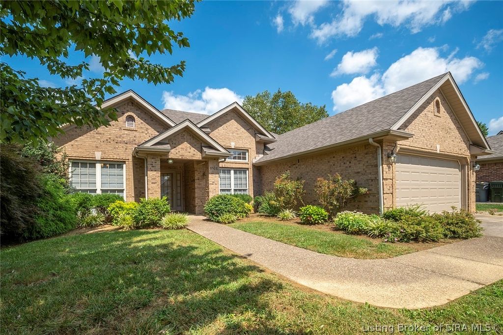 8508 Starview Court, Sellersburg, IN 47172