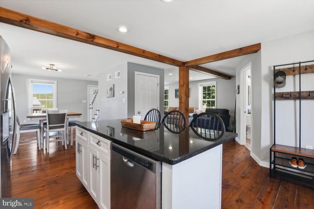 324 STEINMAN FARM RD, Pequea, PA 17565