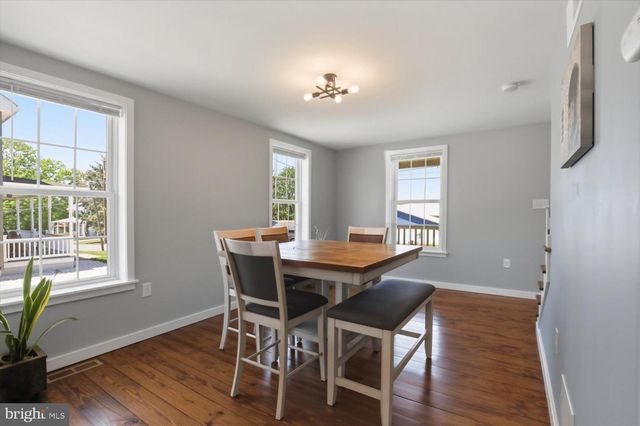 324 STEINMAN FARM RD, Pequea, PA 17565