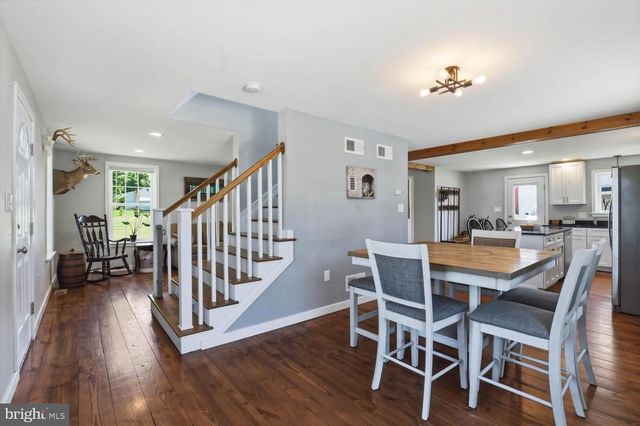 324 STEINMAN FARM RD, Pequea, PA 17565
