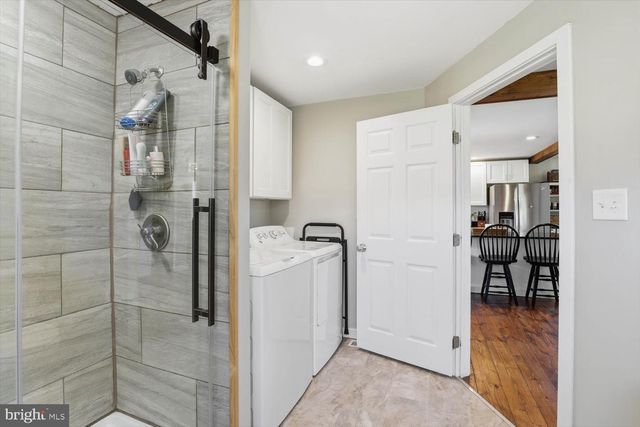 324 STEINMAN FARM RD, Pequea, PA 17565