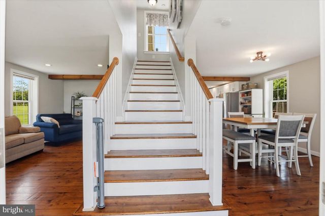 324 STEINMAN FARM RD, Pequea, PA 17565