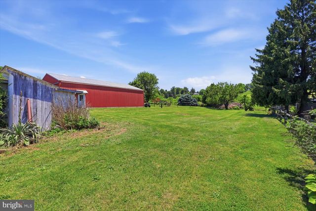 324 STEINMAN FARM RD, Pequea, PA 17565