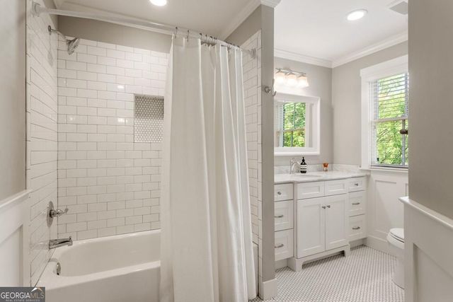 1724 Belle Isle Circle NE, Atlanta, GA 30329
