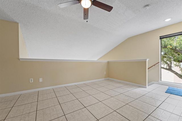 10855 Meadowglen Lane 1131, Houston, TX 77042