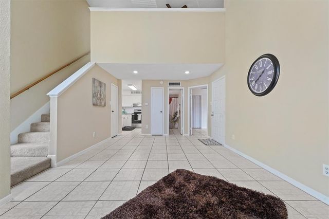 10855 Meadowglen Lane 1131, Houston, TX 77042