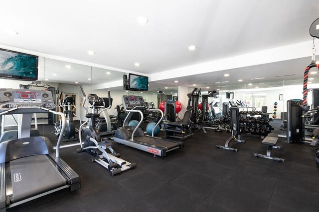 10 Aragon Ave 1412, Coral Gables, FL 33134
