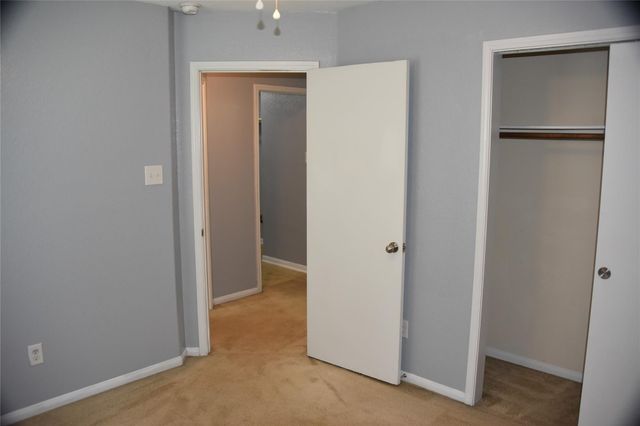 16763 N Blue Jay Drive N, Conroe, TX 77385