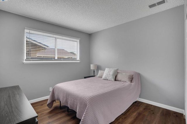 7347 Ione Ct, Dublin, CA 94568