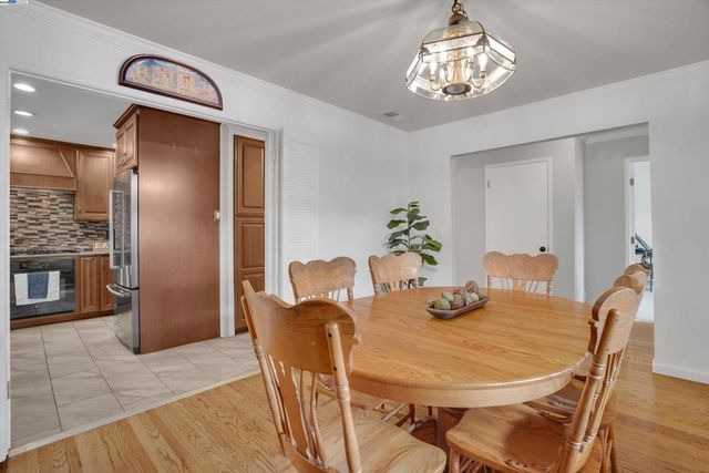 7347 Ione Ct, Dublin, CA 94568