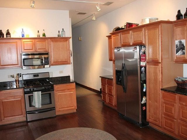 1631 N Halsted Street, Chicago, IL 60614