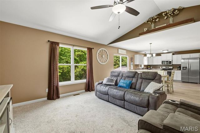 241 Cuivre Valley Drive, Troy, MO 63379