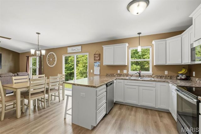 241 Cuivre Valley Drive, Troy, MO 63379