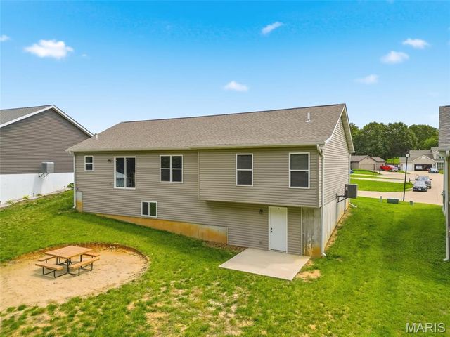 241 Cuivre Valley Drive, Troy, MO 63379