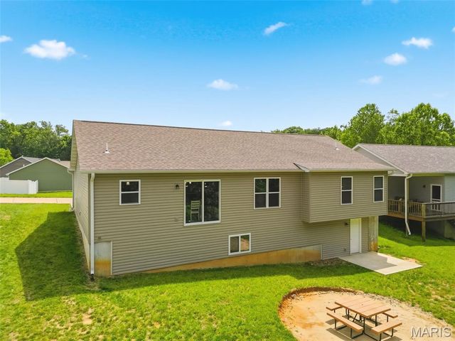 241 Cuivre Valley Drive, Troy, MO 63379