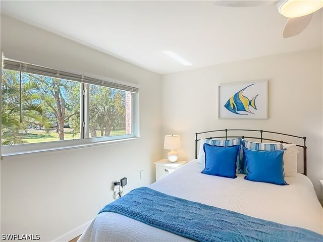 180 TURTLE LAKE CT 206, Naples, FL 34105