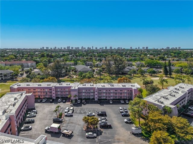 180 TURTLE LAKE CT 206, Naples, FL 34105