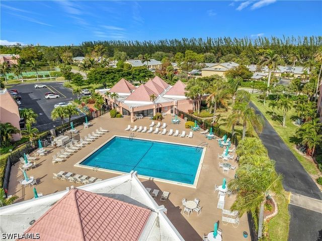 180 TURTLE LAKE CT 206, Naples, FL 34105