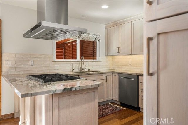 2902 Trenton Avenue, Orange, CA 92867